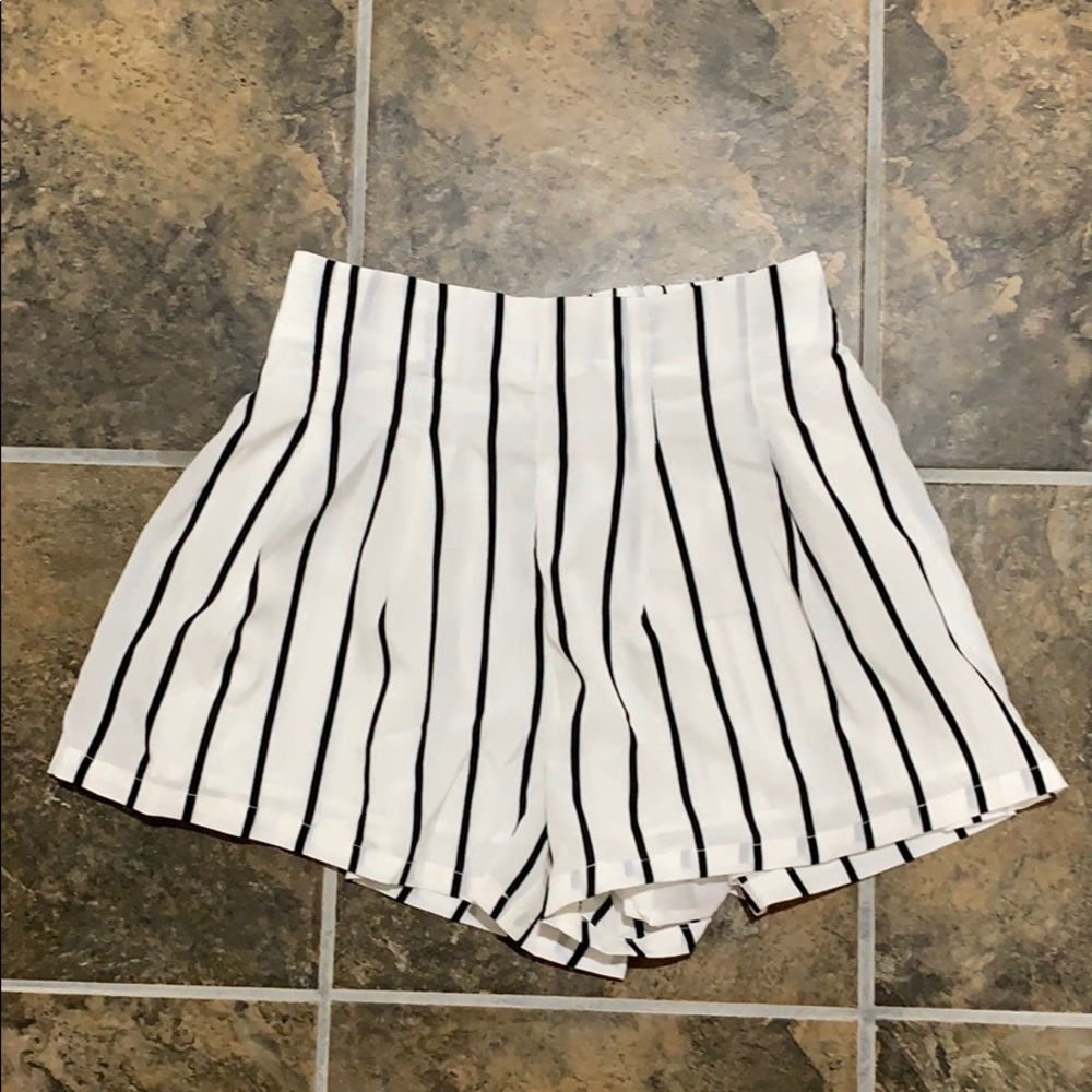 High waisted black & white striped shorts